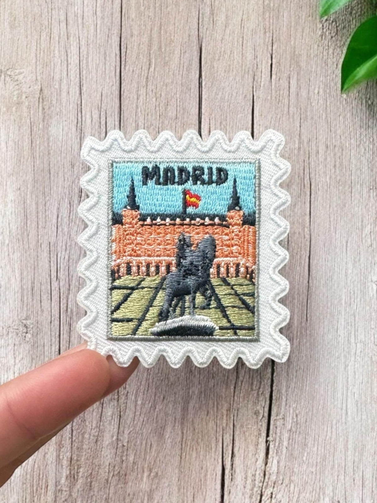 Madrid Travel Patch – 2 X 2 Iron On Souvenir Spain Pins Gift