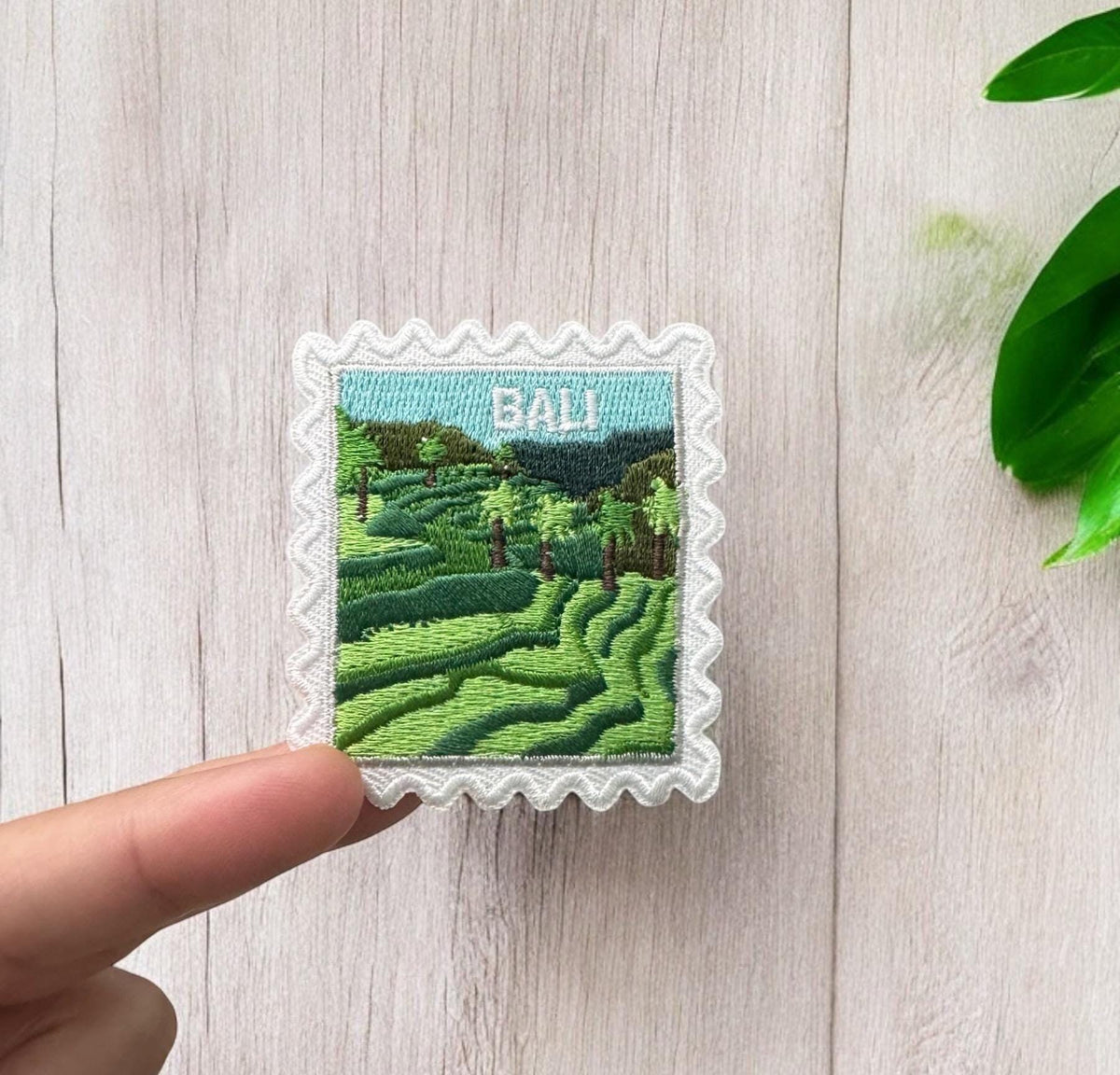 Bali Indonesia Patch – Travel Iron On Wanderer Souvenir Pin Collector