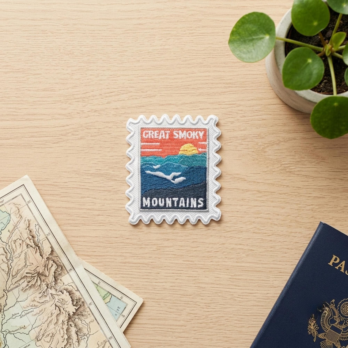 Great Smoky Mountains Travel Patch – National Park Outdoor Iron On Souvenir Gift